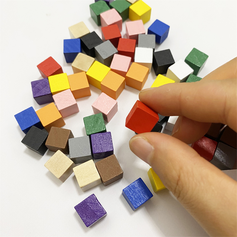 50 Pz/lotto 10mm Legno Colorat - Board Game Impostor recensione e prezzo