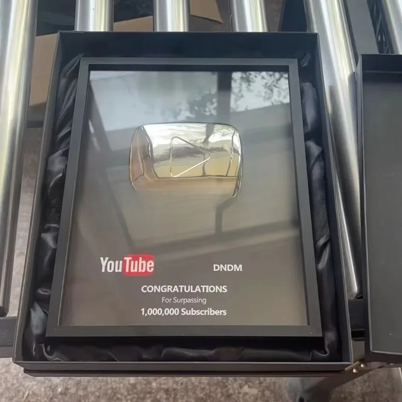 YouTube e Bilibili Pulsante di - Board Game Logo recensione e prezzo