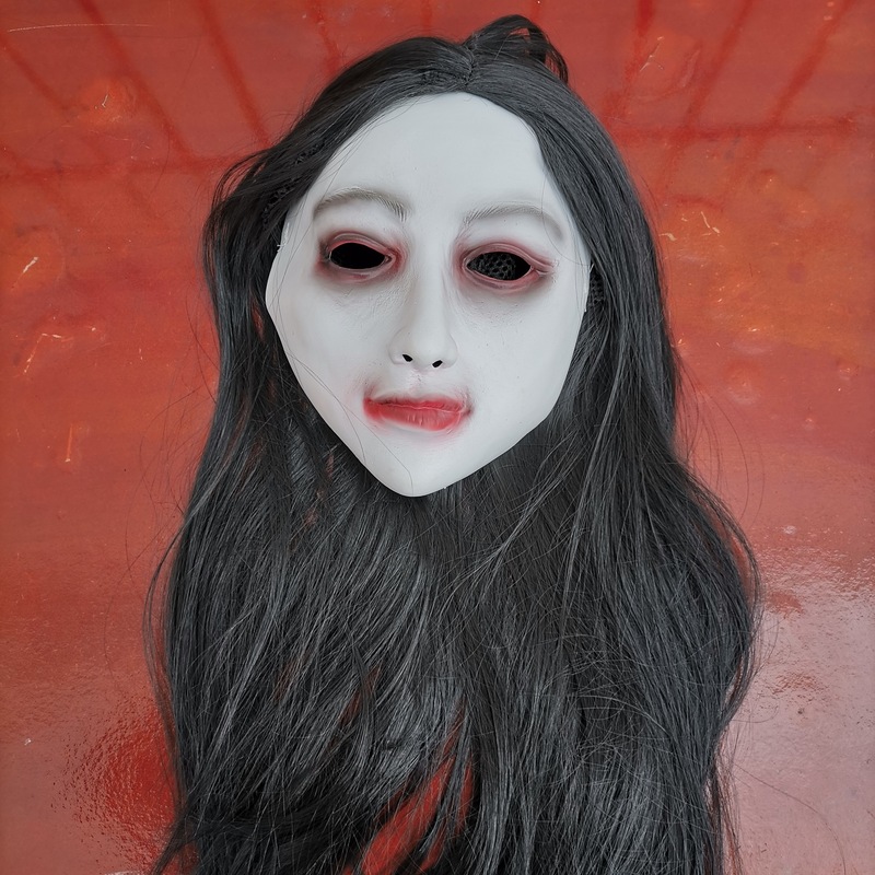 Maschera da fantasma femminile - Board Game In Real Life recensione e prezzo